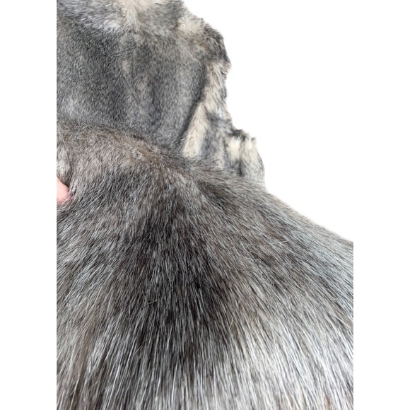 Banana Republic Faux Fur Lined Vest Sz M Long Gray Silver Tan luxury Apres Ski - Picture 3 of 16
